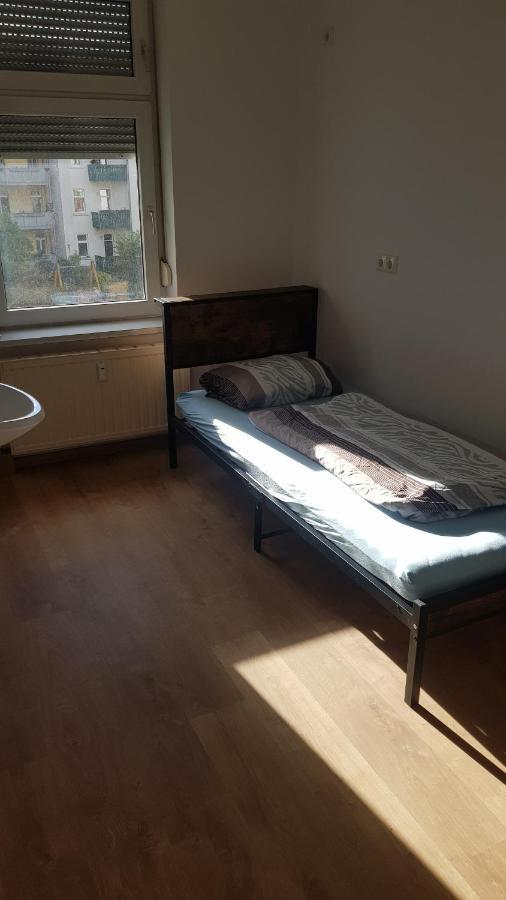 Rockys Ferienwohnung Mitte Markkleeberg Exterior foto